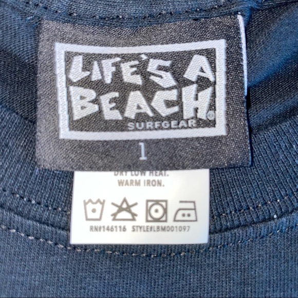 NWT Life’s A Beach Men’s Tee - Picture 4 of 6